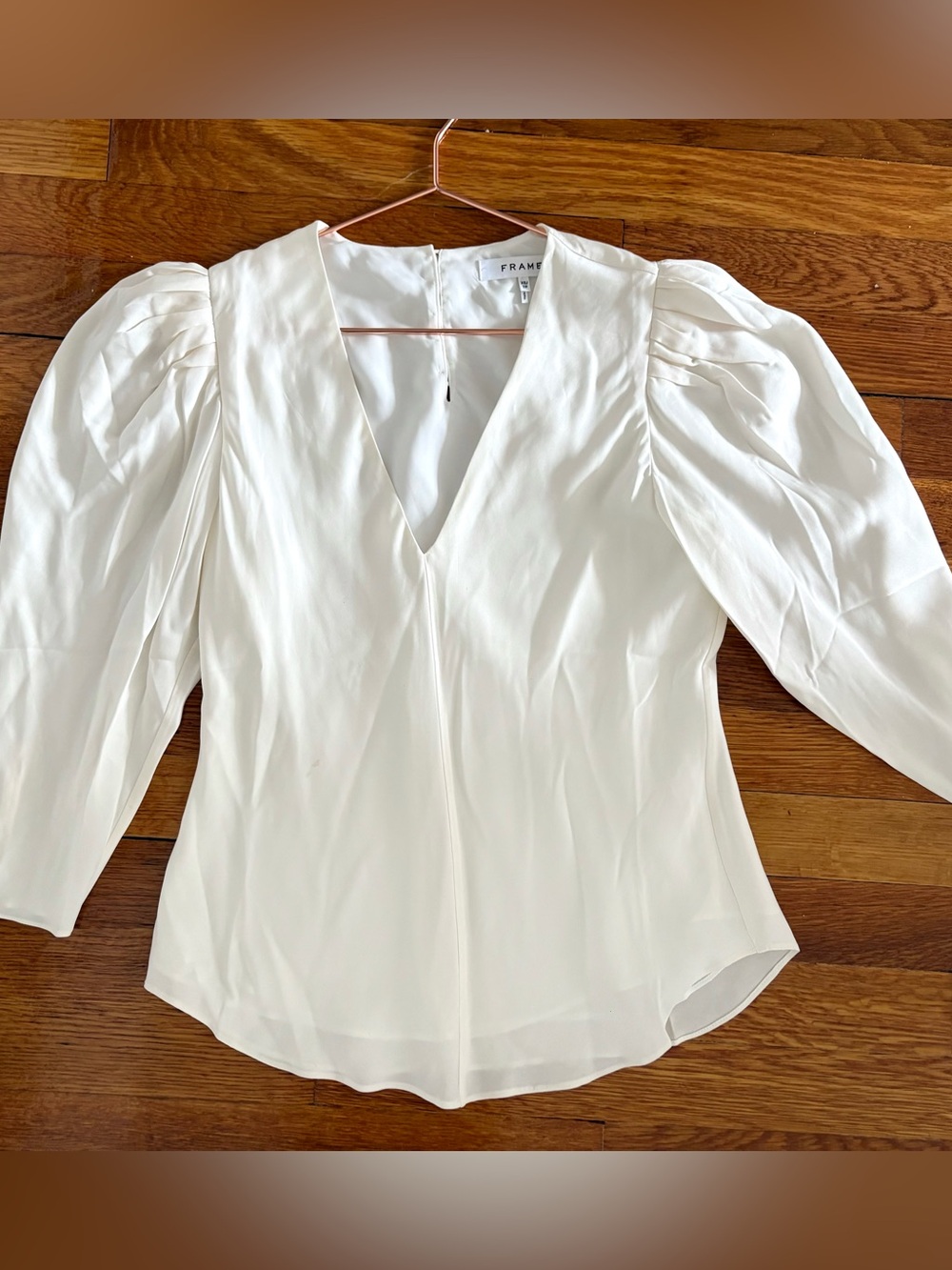 Frame Denim White 100% Silk V-Neck Blouse